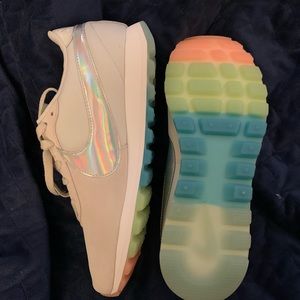 Nike OS Pre-Love Rainbow Soles 9.5B NWOB